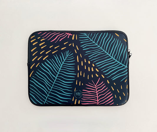 Computer case Leaves
