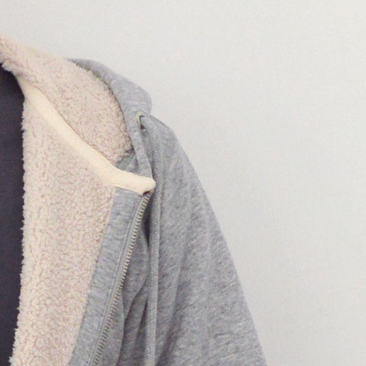 Sudadera Unisex Sherpa Gris - Mojo Art Shop